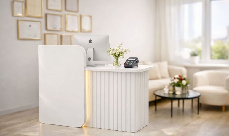 Empfang von Roxana Beauty Bar